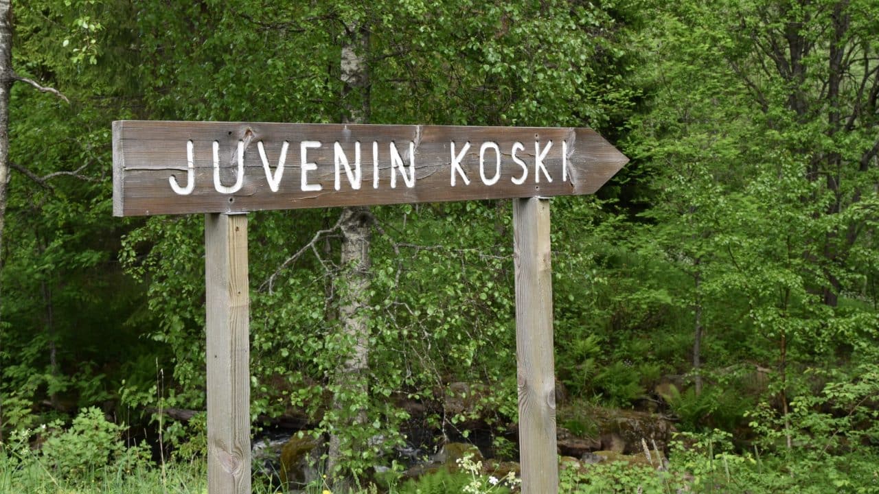 Juveninkosken opasteviitta